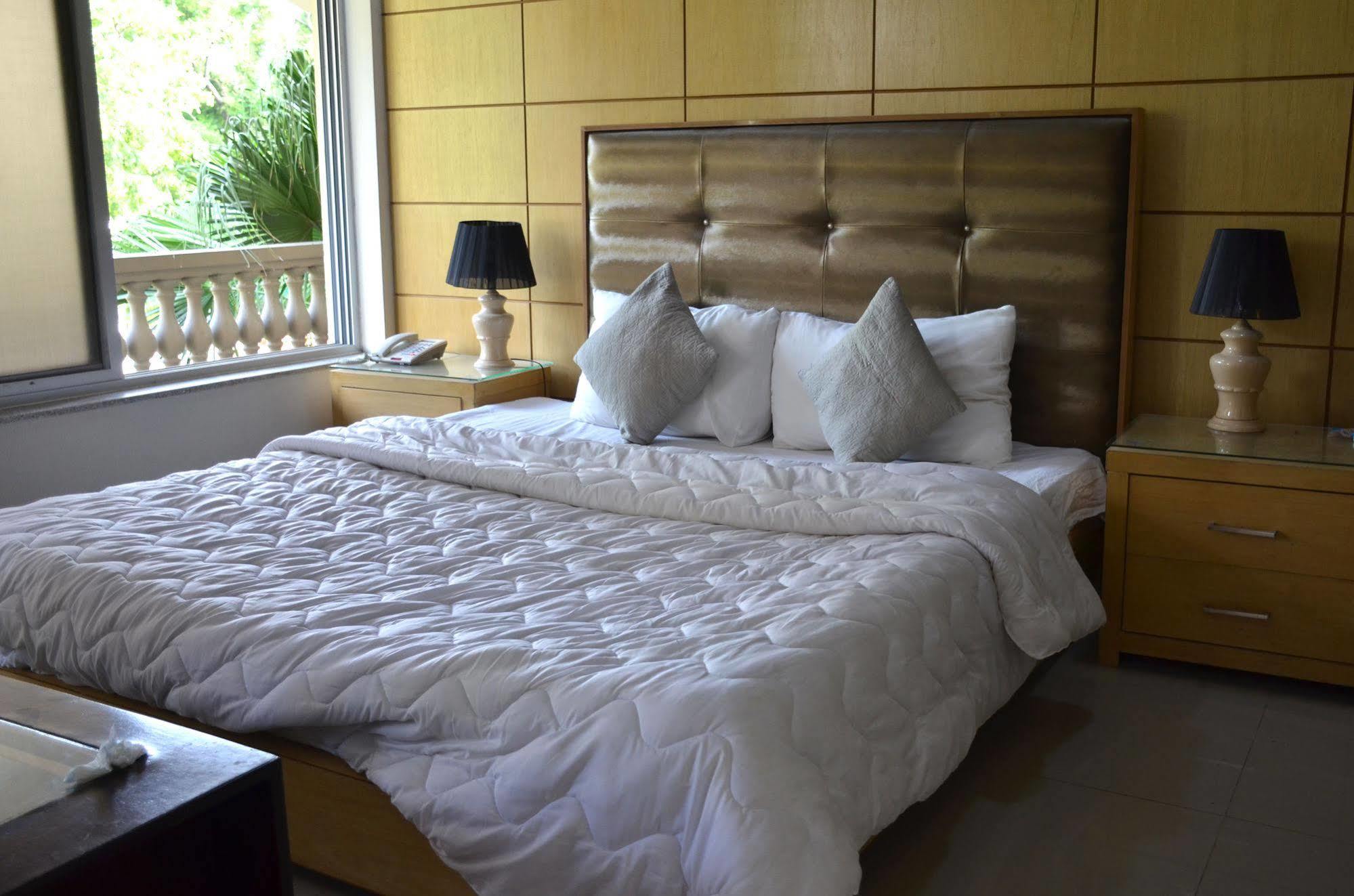 Gofas Lodge Islamabad Eksteriør billede